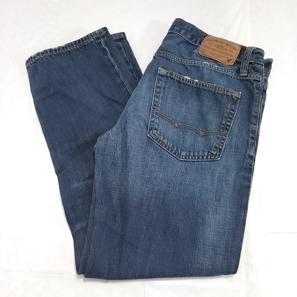 American Eagle Relaxed Straight Dark Medium Wash Denim Blue Jeans Sz 33x32 - Picture 3 of 6